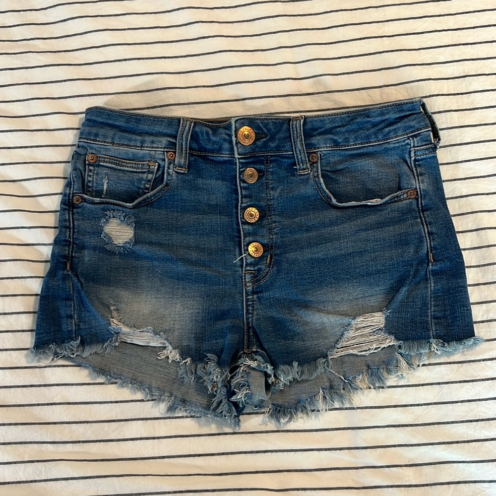 AE shorts